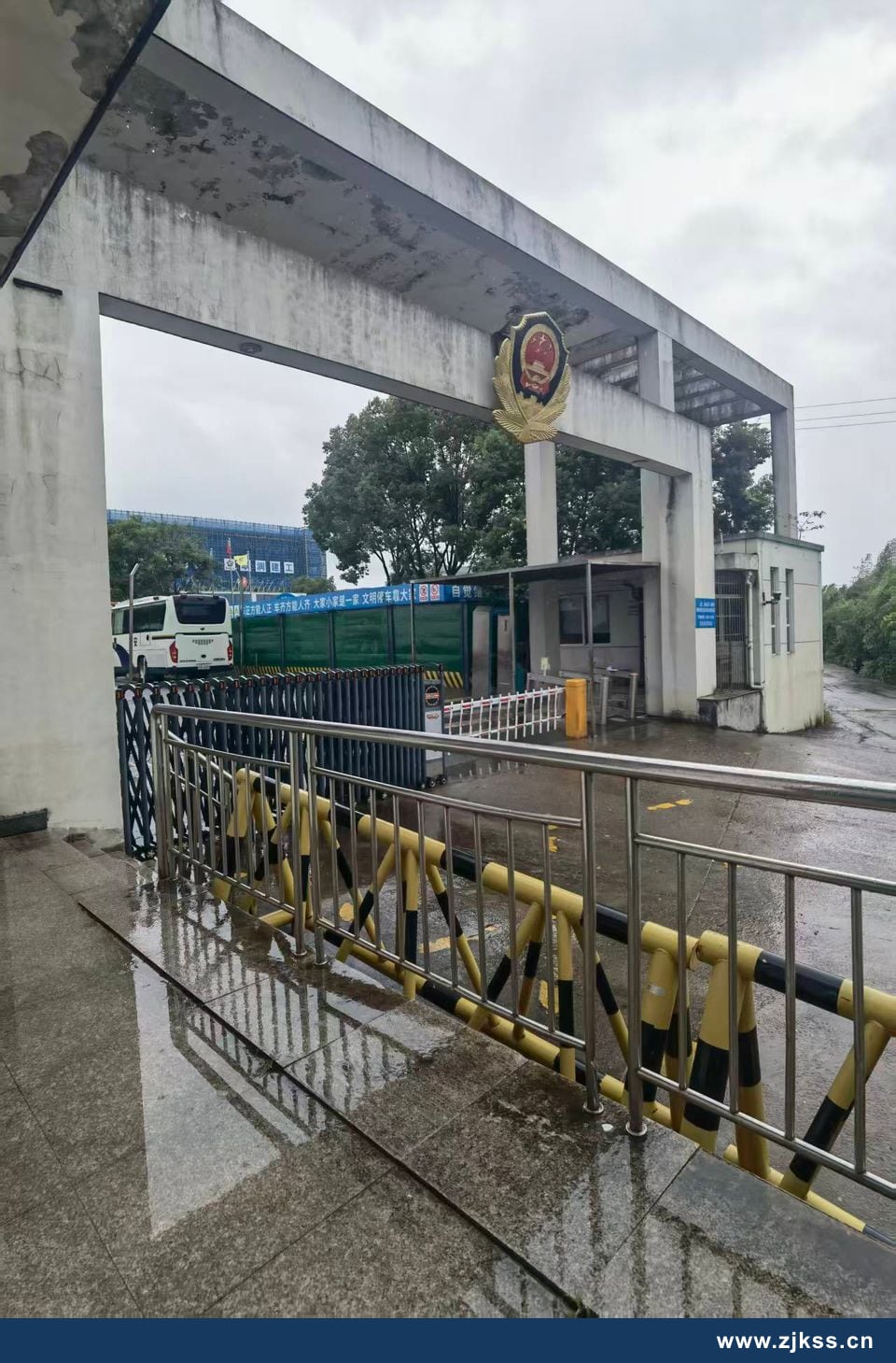 衢州市看守所现场入口完整实景